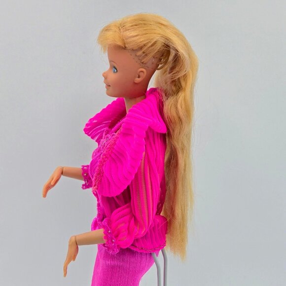Beauty Secrets Barbie Doll 1979 Accessories 1290 Pink Dress Mattel Read - Picture 8 of 16